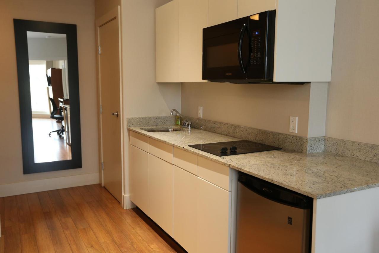 Baymont By Wyndham Fort Mcmurray Extérieur photo