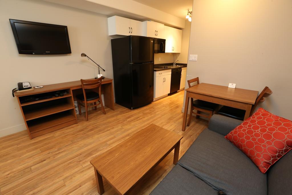 Baymont By Wyndham Fort Mcmurray Extérieur photo